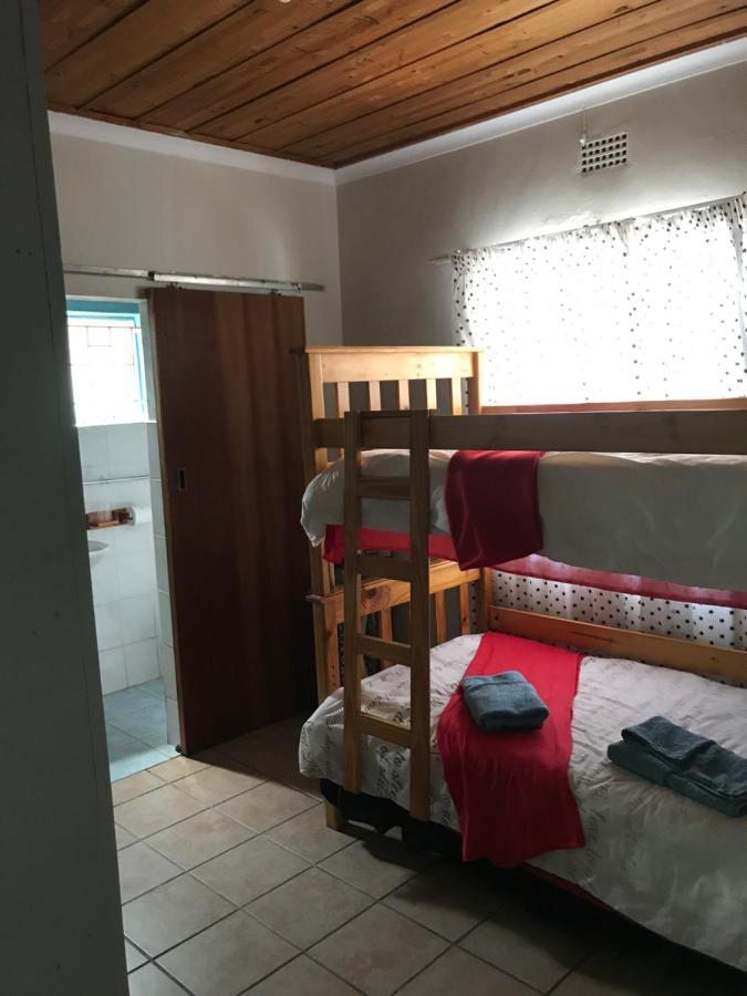 Tranquility In Klein Karoo Apartment Oudtshoorn Luaran gambar